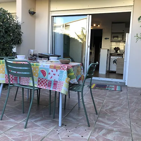 Alcove En Front De Avec Piscine, Terrasse Et Parking A Cyprien - Fr-1-793-14 * Saint-Cyprien (Pyrenees-Orientales)